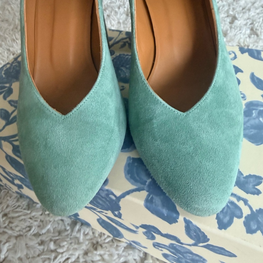 Sezane Sage Green Block Heel Pumps - Picture 5 of 13